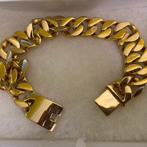 Chunky gold choker